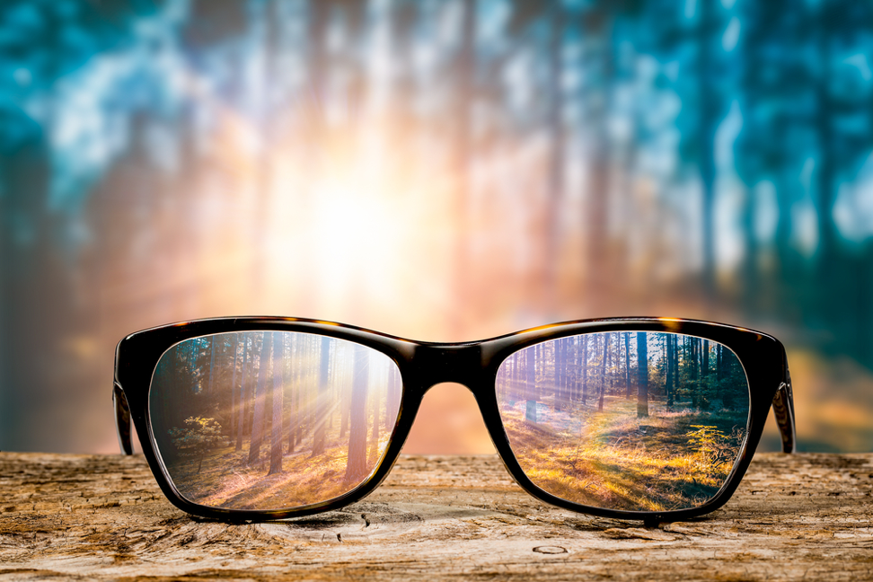 what-causes-blurred-vision-in-eyes-oldfields-opticians